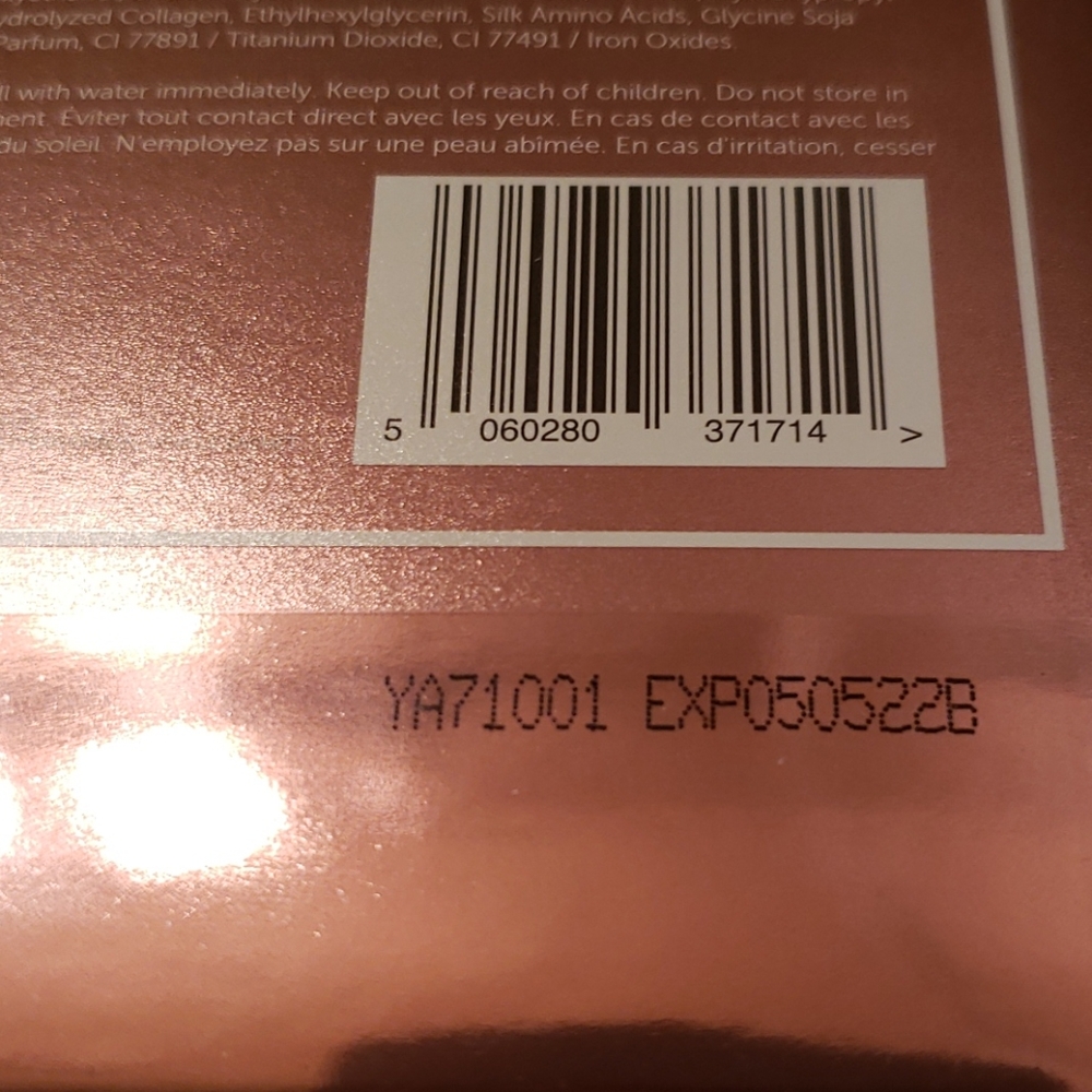 111 Skincare Rose Gold Masks - Picture 2 of 4